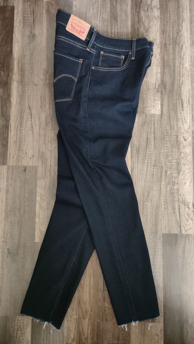 świetne spodnie LEVI'S 721 High Rise Skinny 27/30 jak nowe