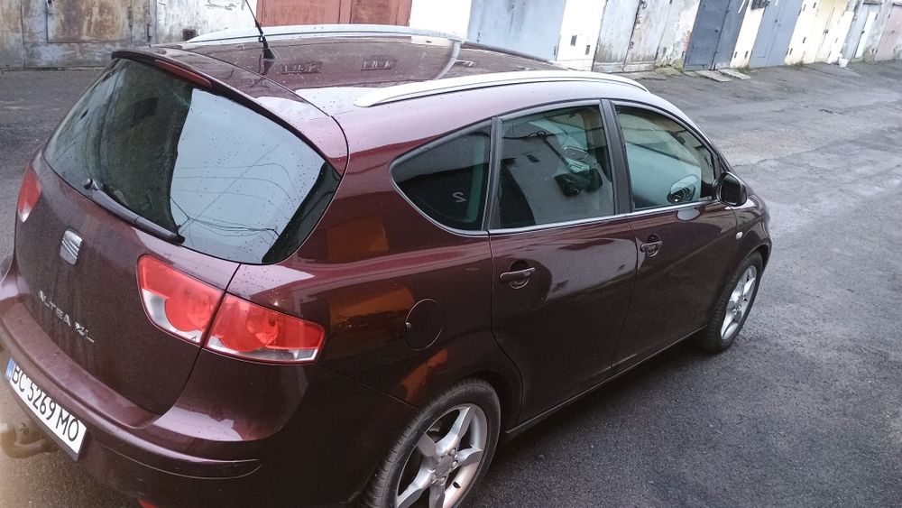 Продам Сеат Альтеа XL 2.0 tdi