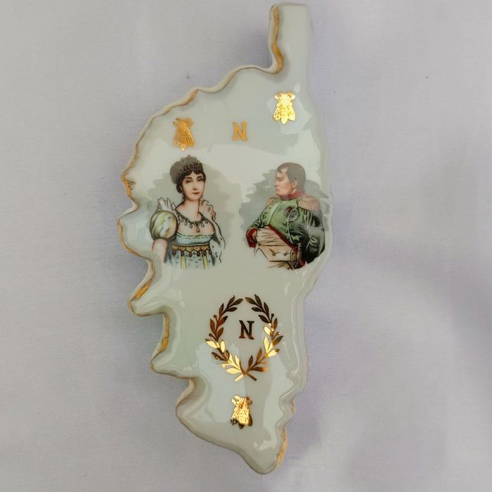 "Наполеон і Жозефіна" порцелянова скринька