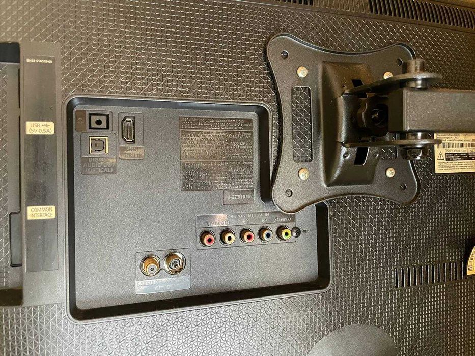 Телевізор Samsung UE24H4070AUXUA