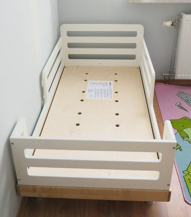 Łóżeczko łóżko dziecięce Oeuf Classic Toddler Bed