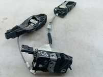 Fechadura / fecho porta frente direito OPEL Corsa F