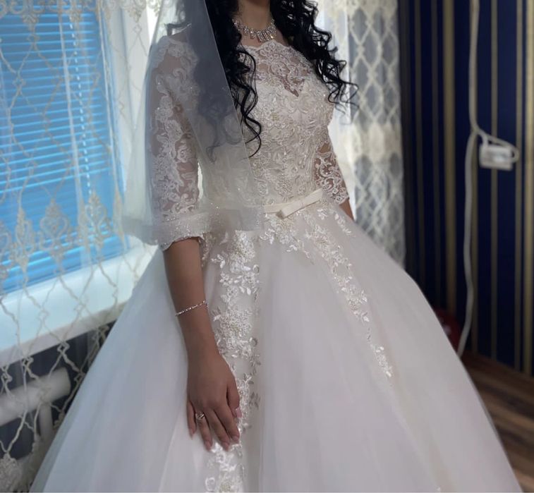 Свадебное платье