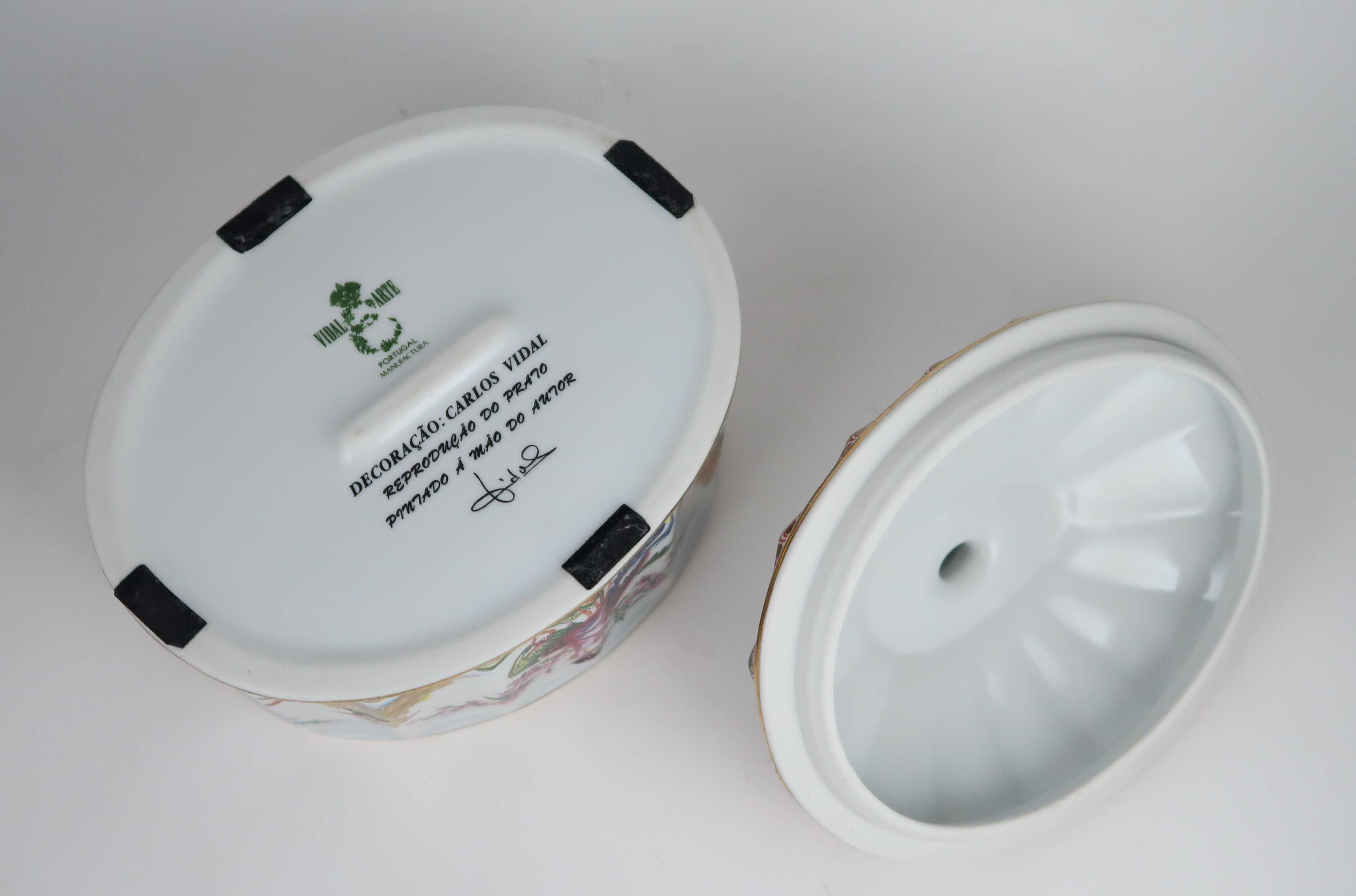 Conjunto - caixa e par de potes em porcelana - Carlos Vidal