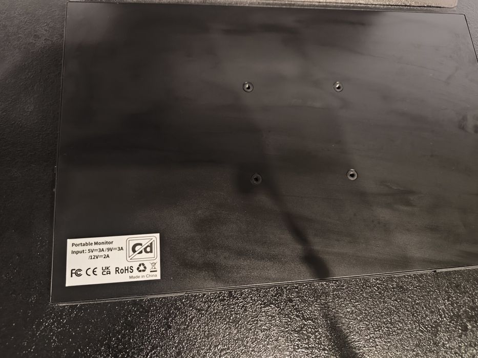 Przenośny monitor Uperfect 16" 2K 120Hz FreeSync Matowy Ekran do Gier