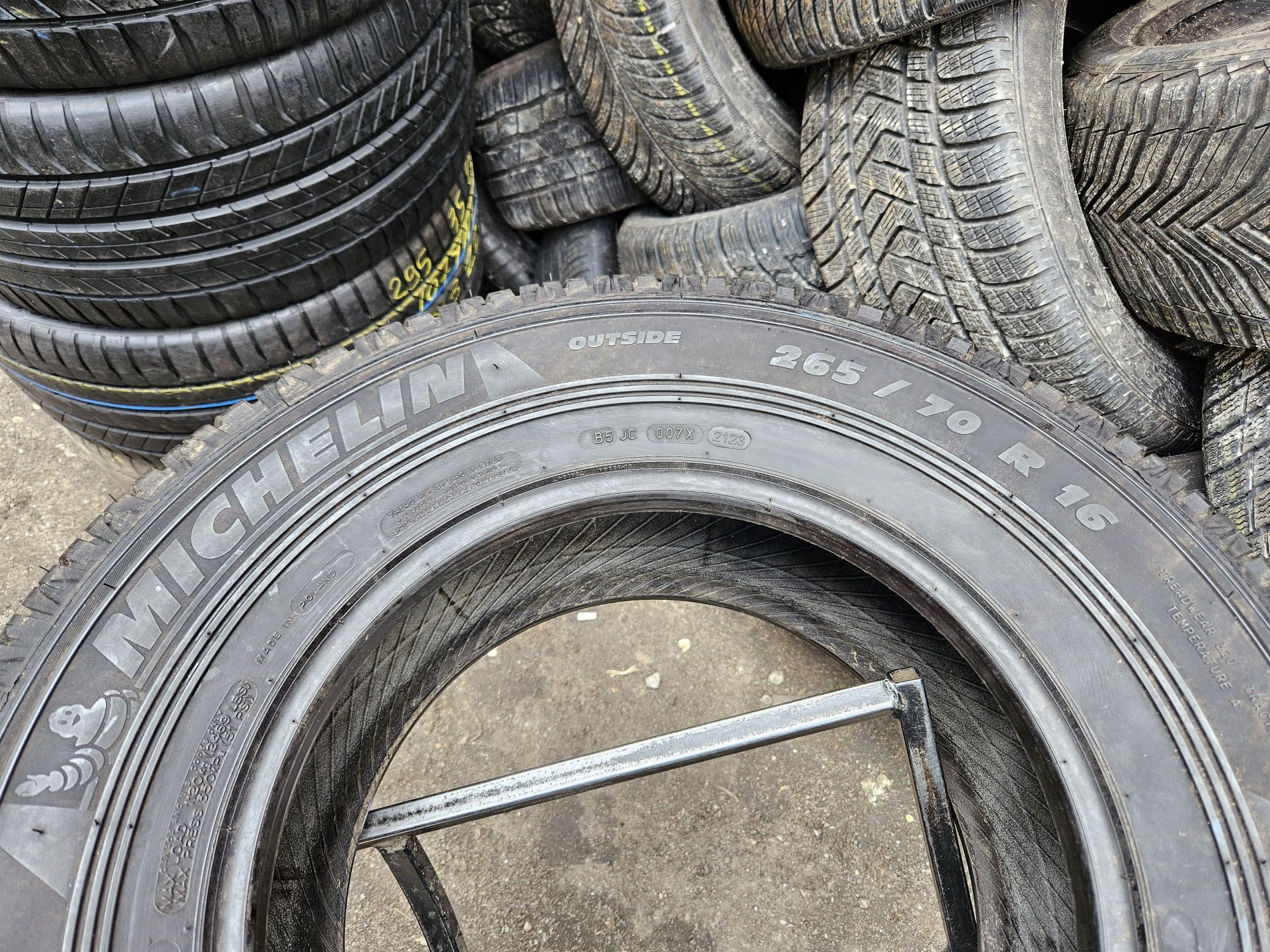 Шины БУ 265 70 R 16 Michelin latitude cross комплект всесезон