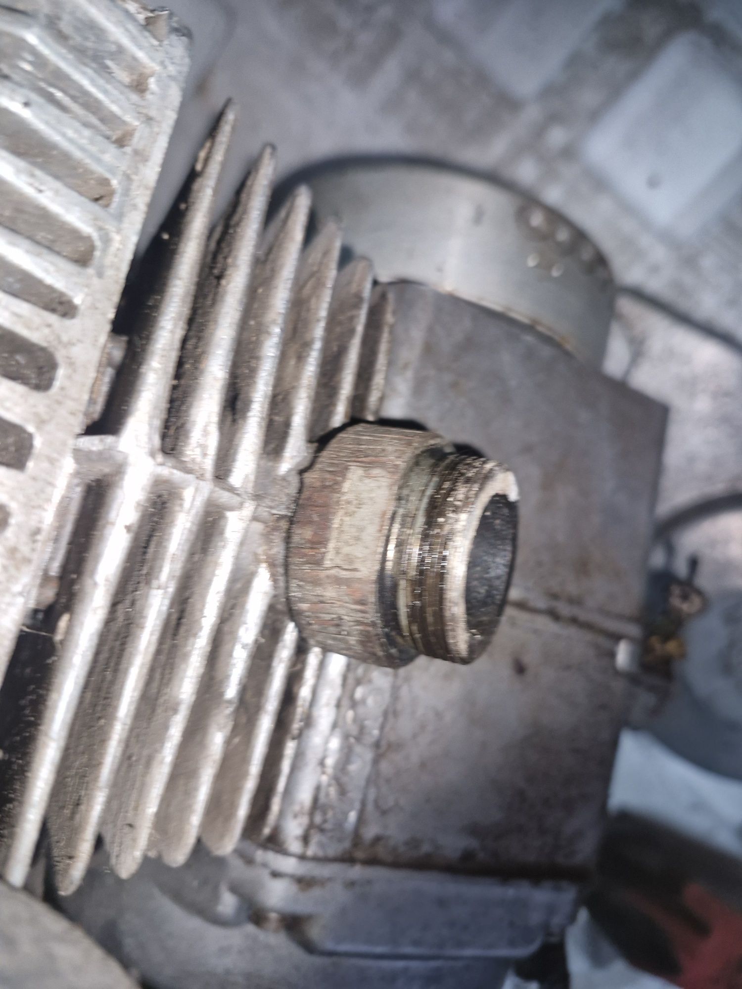 Silnik dezamet 017 romet komar 2352, motorynka pony itp bardzo ładny