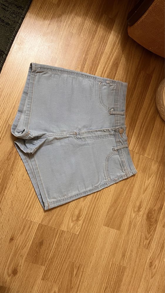 джинсові шорти