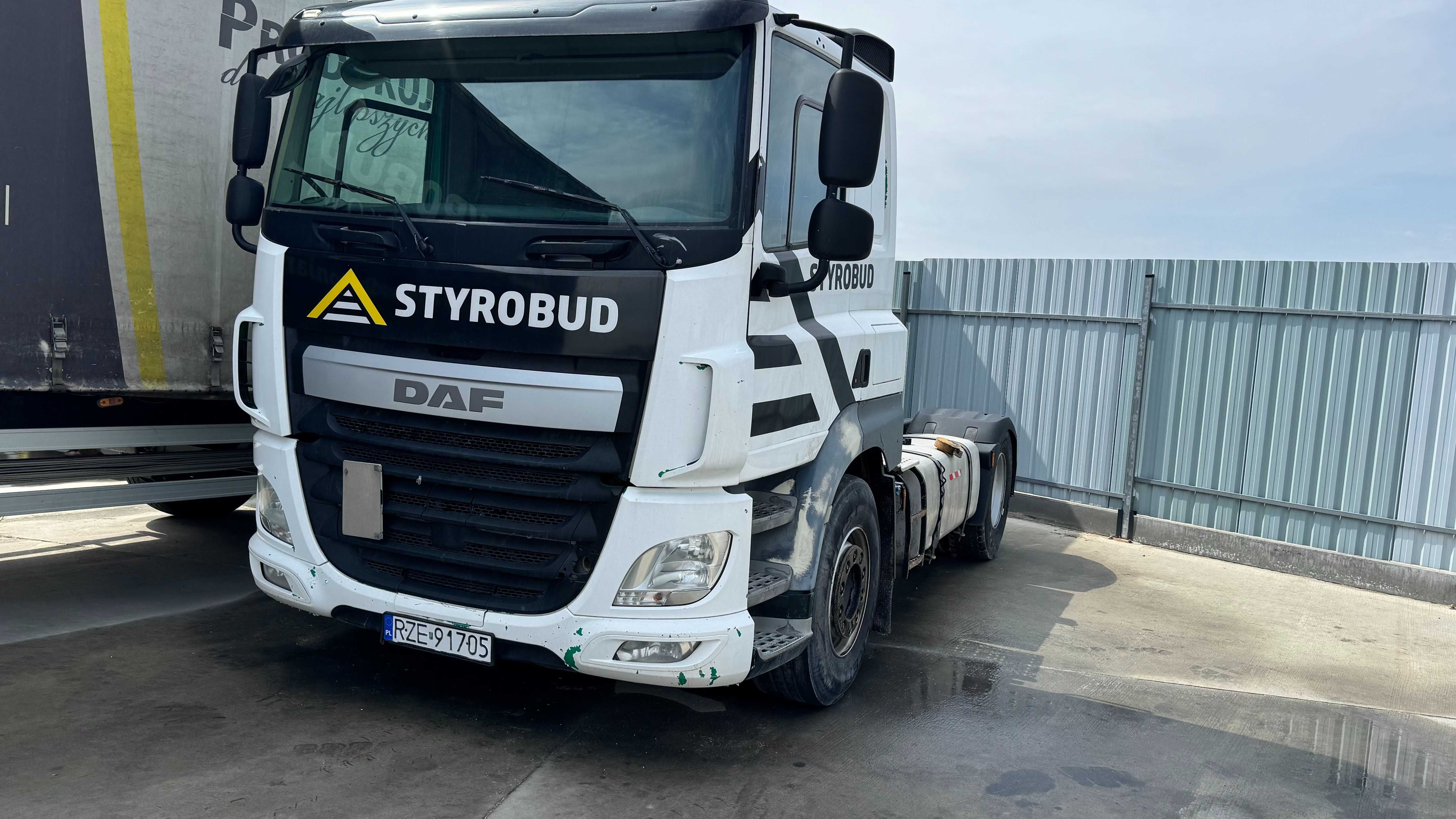Ciągnik  Siodłowy DAF CF 450