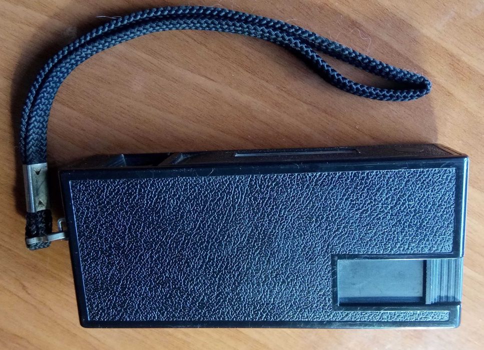 Máquina fotográfca com mais de 50anos