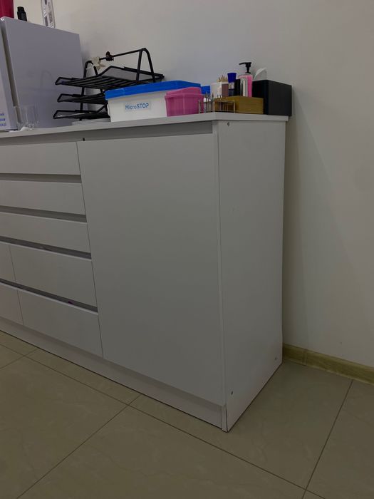 Комод для матеріалів