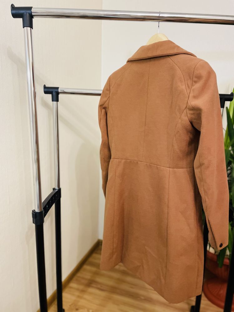Пальто Stradivarius, размер S, коричневый
