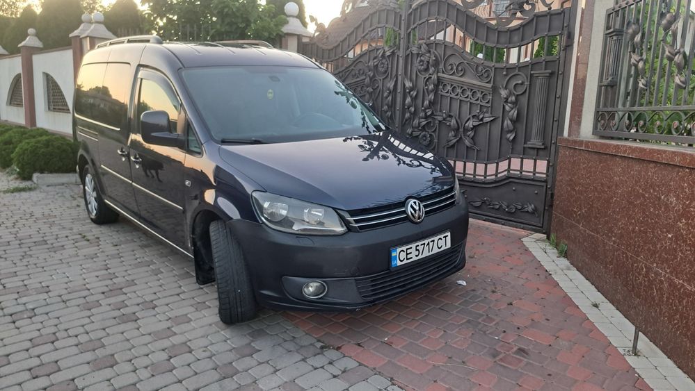 Продаж Volkswagen Caddy 2011 рік