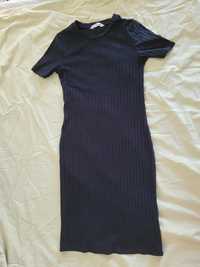 czarna sukienka mini na krótki rękawekk