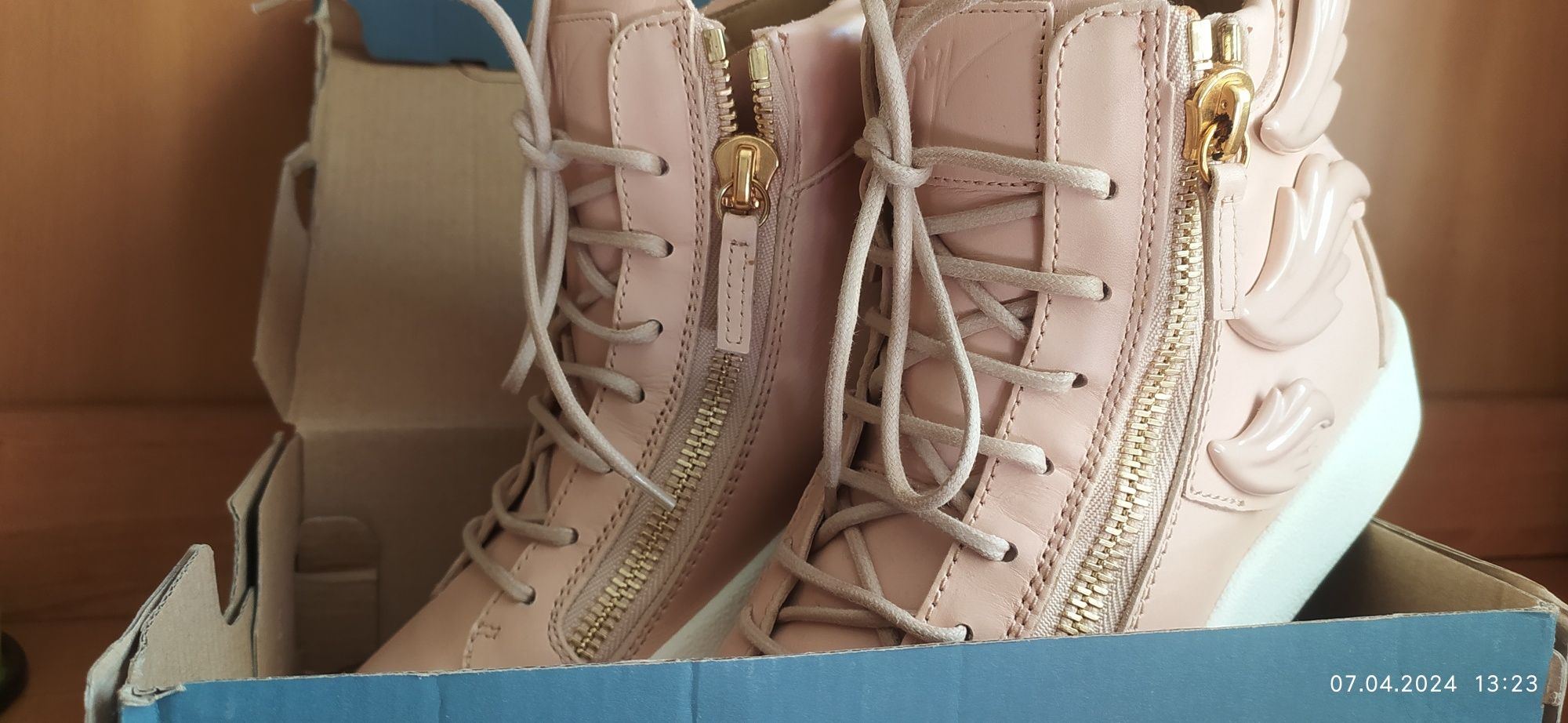 Черевики жіночі G.ZANOTTI код 37305/RS6096.Країна ІТАЛІЯ.Акція  3000гр