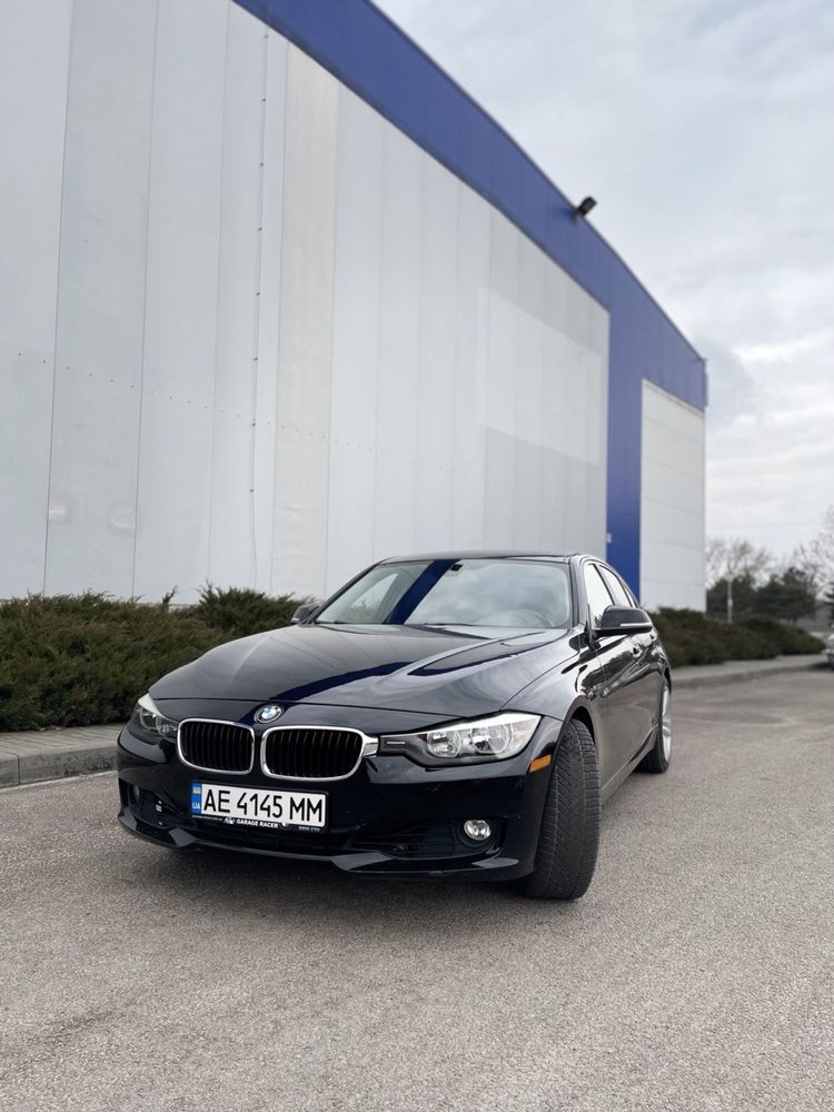 Bmw f30 245 л.с. 2012 года