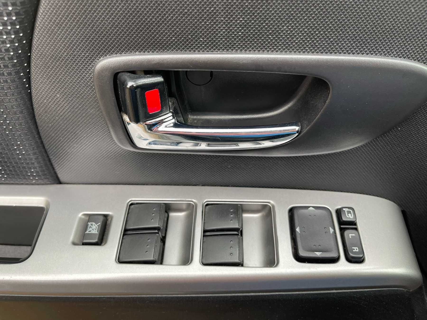 Продам Mazda 5  2010 (мінівен )