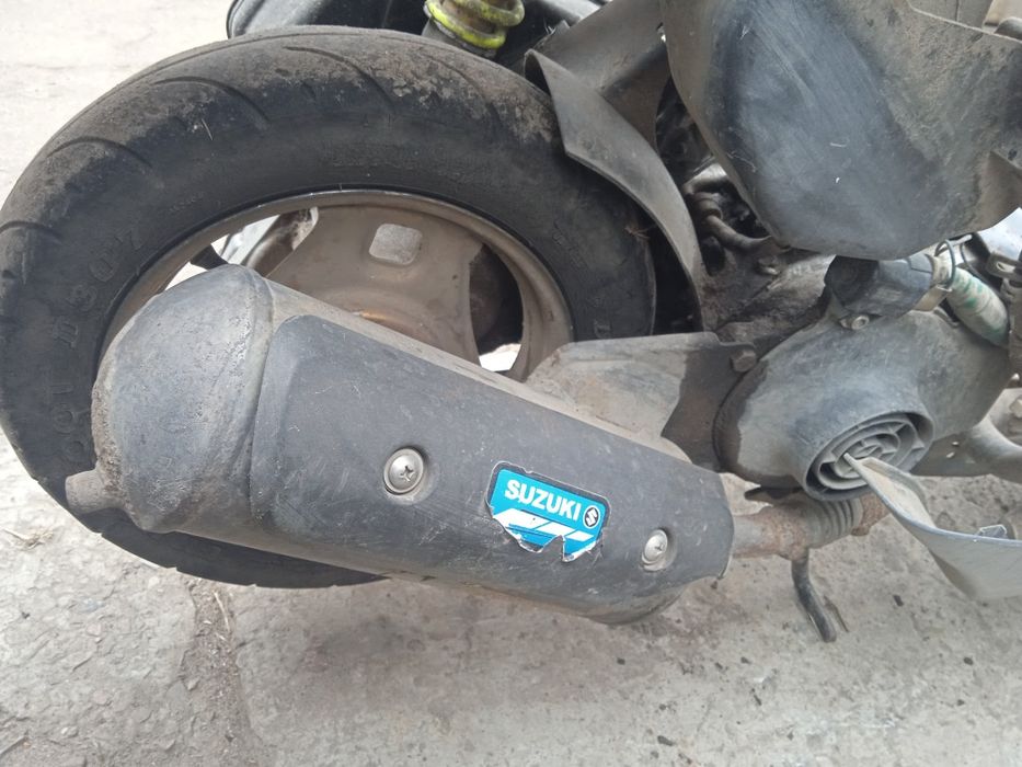 Бензобак з кришкою сузуки летс 2 оригінал Японія.