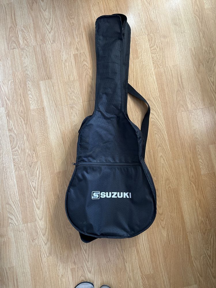 Guitarra Acústica Suzuki com capa
