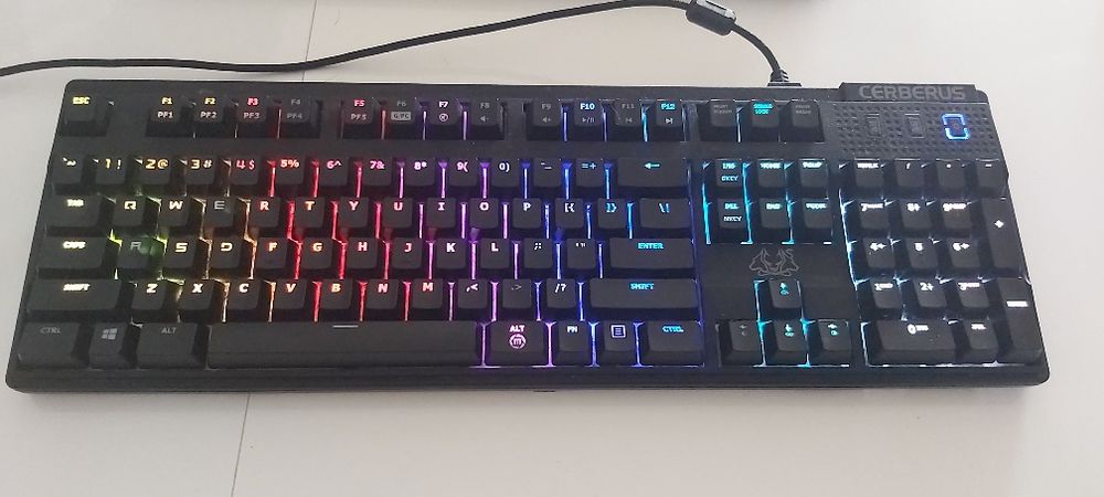 Klawiatura mechaniczna ASUS Cerberus Mech RGB