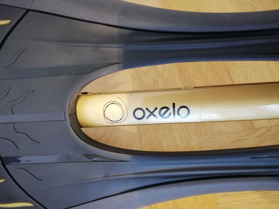 Deskorolka Oxelo Waveboard 77x23 cm -2 kółka - Decathlon -stan idealny