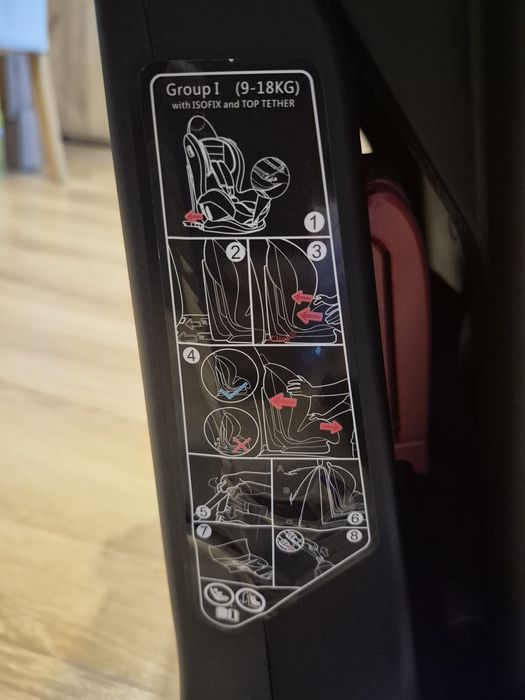 Fotelik samochodowy Sun Baby z mocowaniem isofix 9-25 kg.