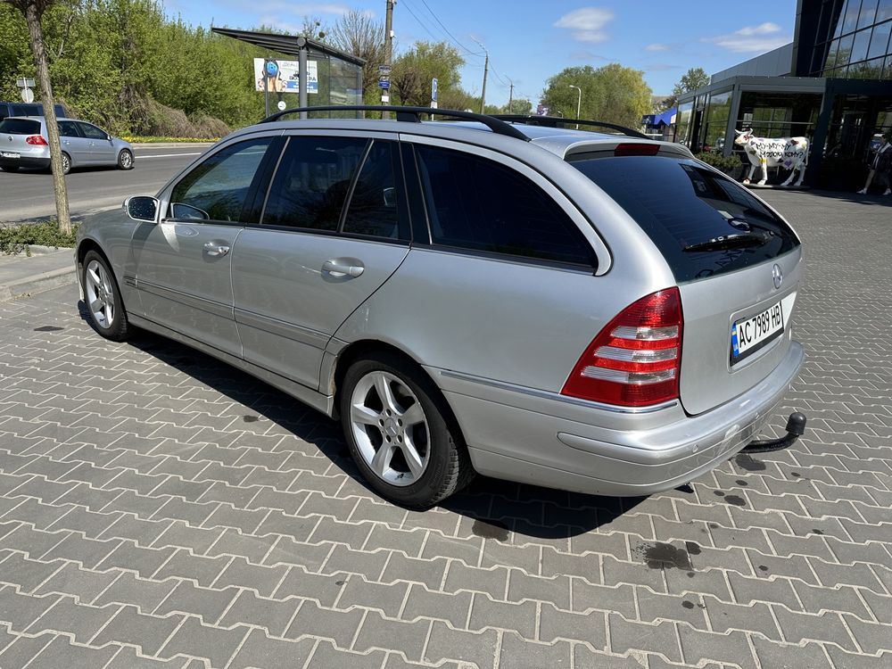 Продаю Mercedes-Benz C220 в комплектації Avantgarde