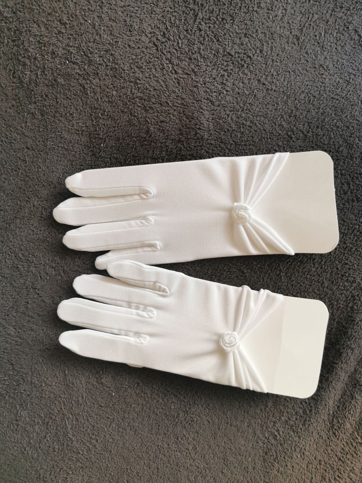 Rękawiczki komunijne