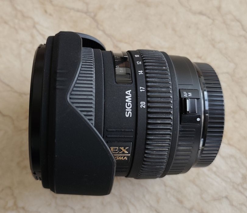 Duas objetivas Sigma EF para canon. Sigma 10-20mm EX e  Sigma 18-250mm