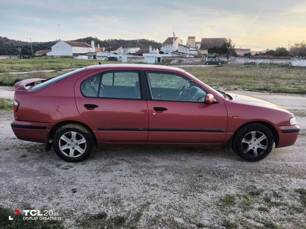 Nissan primeira 2.0