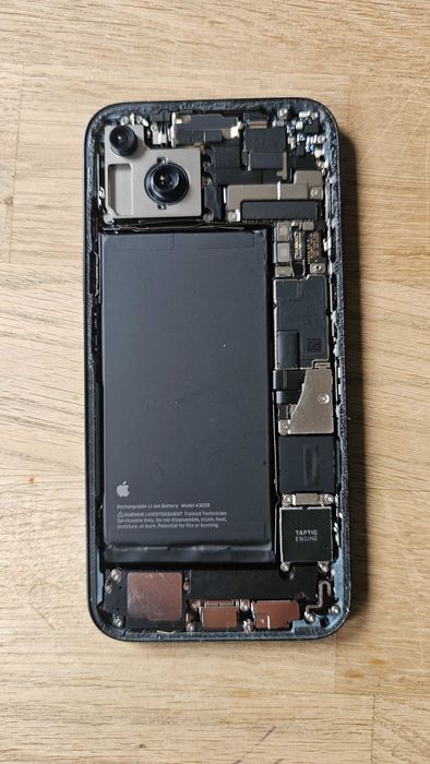 iPhone 15 Plus korpus kompletny
