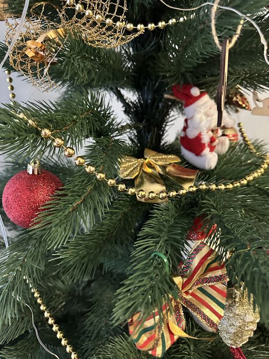 Ялинка зелена штучна