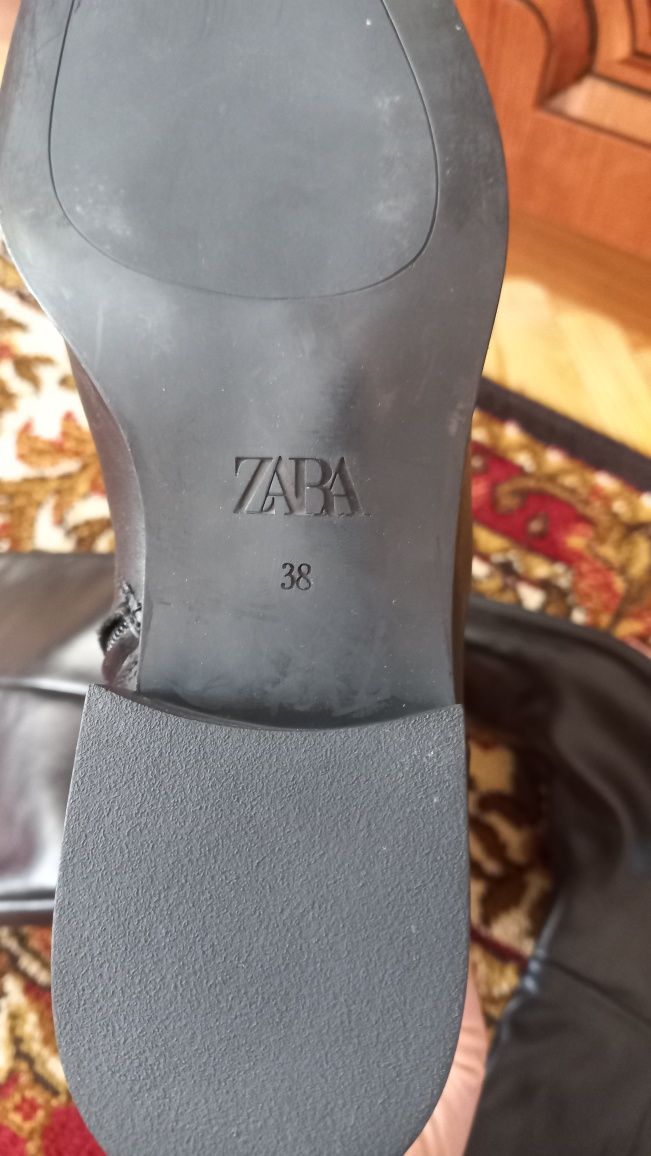 Чоботи жіночі ZARA