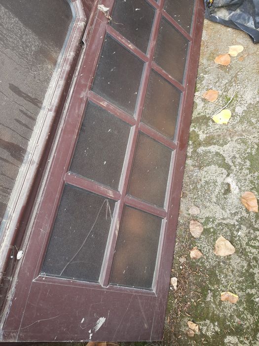 Porta de alumínio com vitral