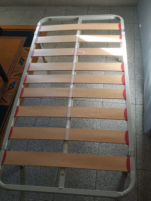 4Estrados e 1colchão