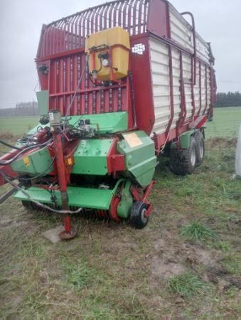 Przyczepa samozbierająca strautmann vitesse 2