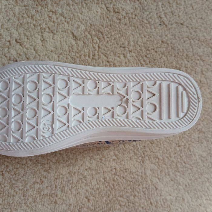 Кеди  Sinsay,р.31,нові,устілка 19см