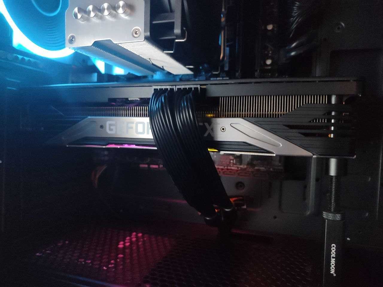 Продам відеокарту PNY RTX 3070 8GB XLR8 Gaming EPIC-X RGB Triple Fan