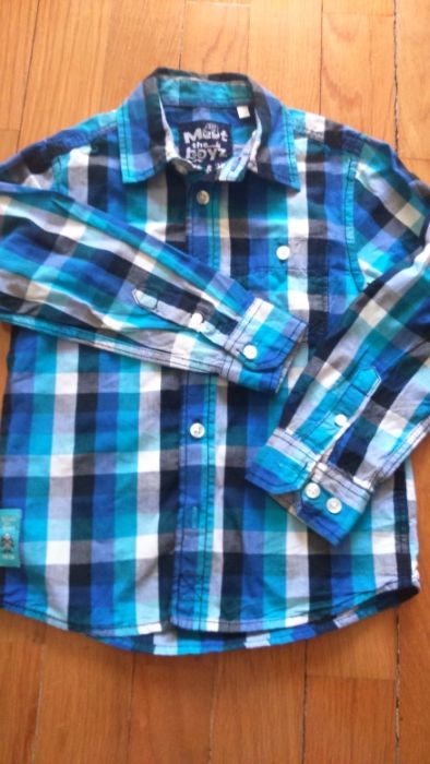 Camisa de menino tamanho 110 cm, C&A, impecável