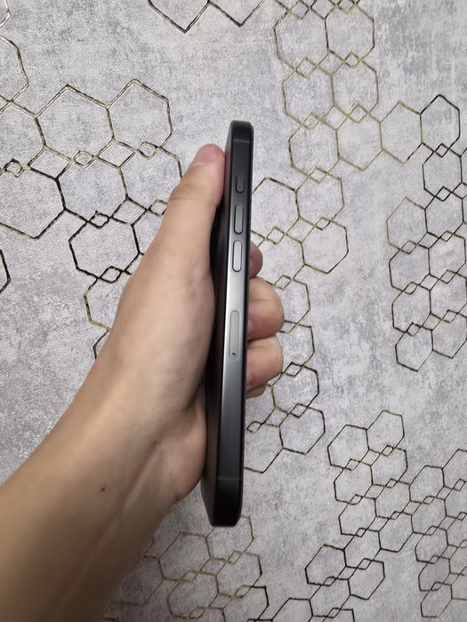 iPhone 16 Pri 128gb Гарантія до 14.03.2027
