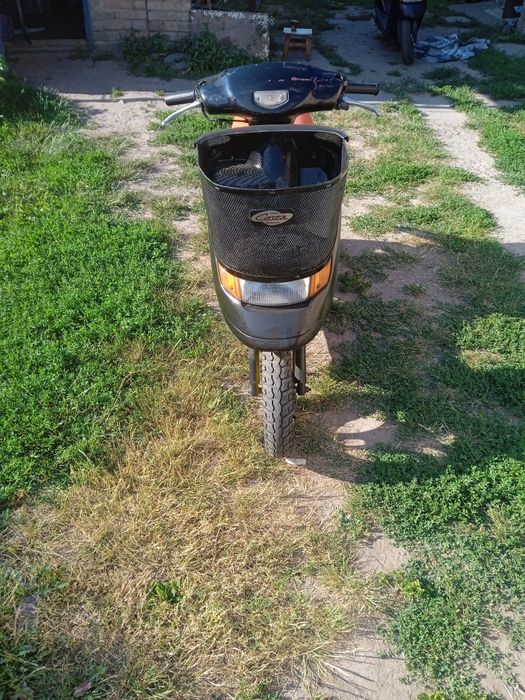 Продам скутер Honda-cezta 34