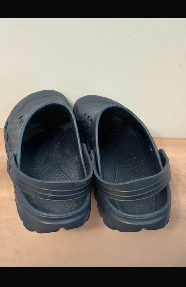 Chodaki Tank klapki Crocs piankowe Granatowe 40