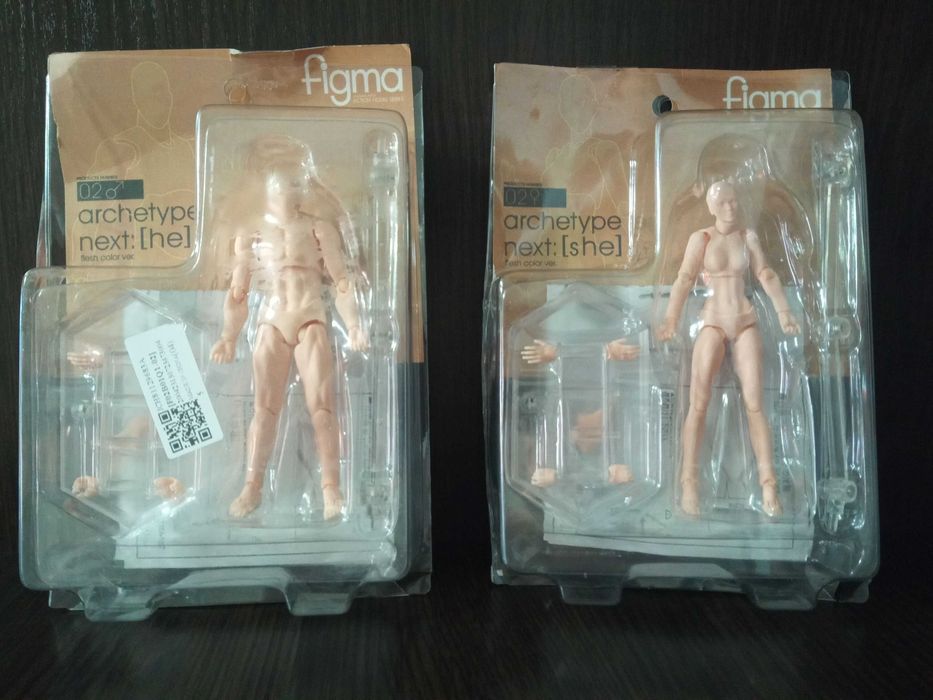 Манекен мужчины и женщины для рисования