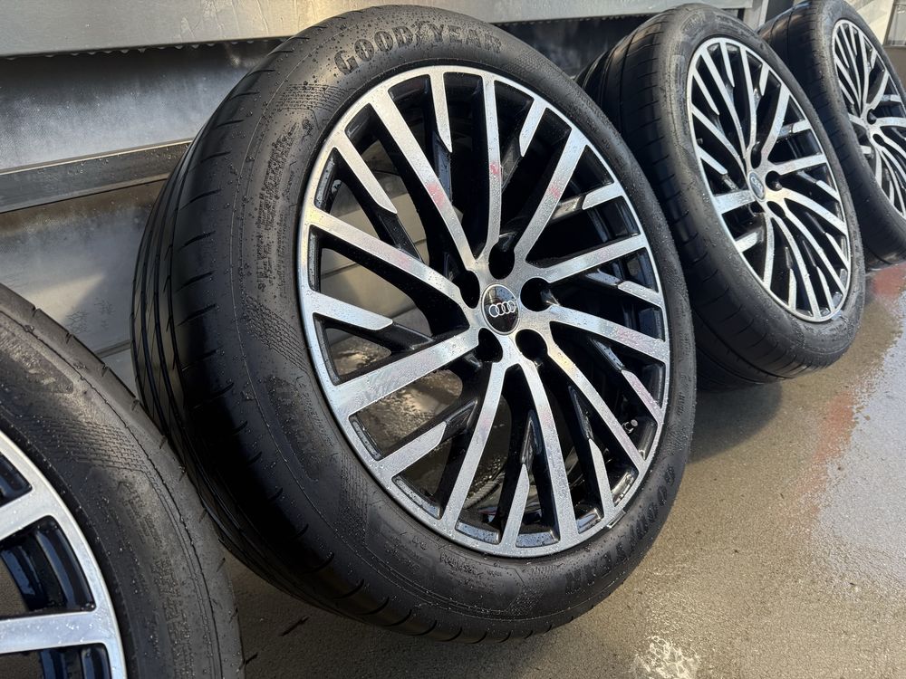 Koła Felgi z oponami AUDI S8 A8 D5 4NO D4 SQ5 Q5 A7 A6 S6 C8 20"