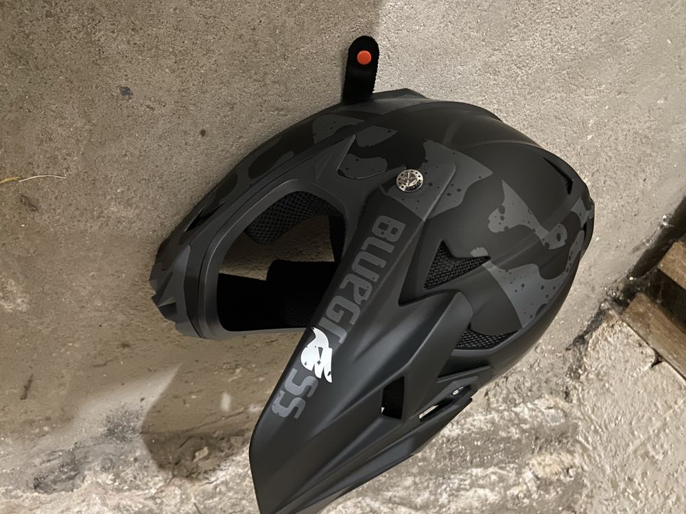 Kask rowerowy full face bluegrass intox