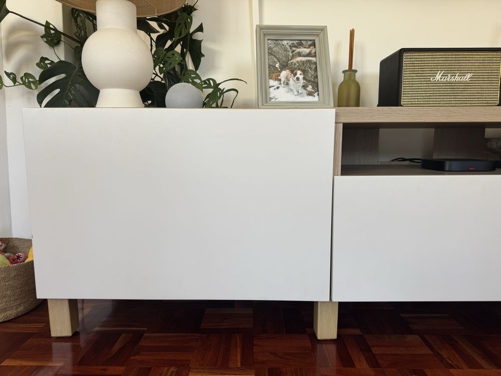 Aparador TV IKEA