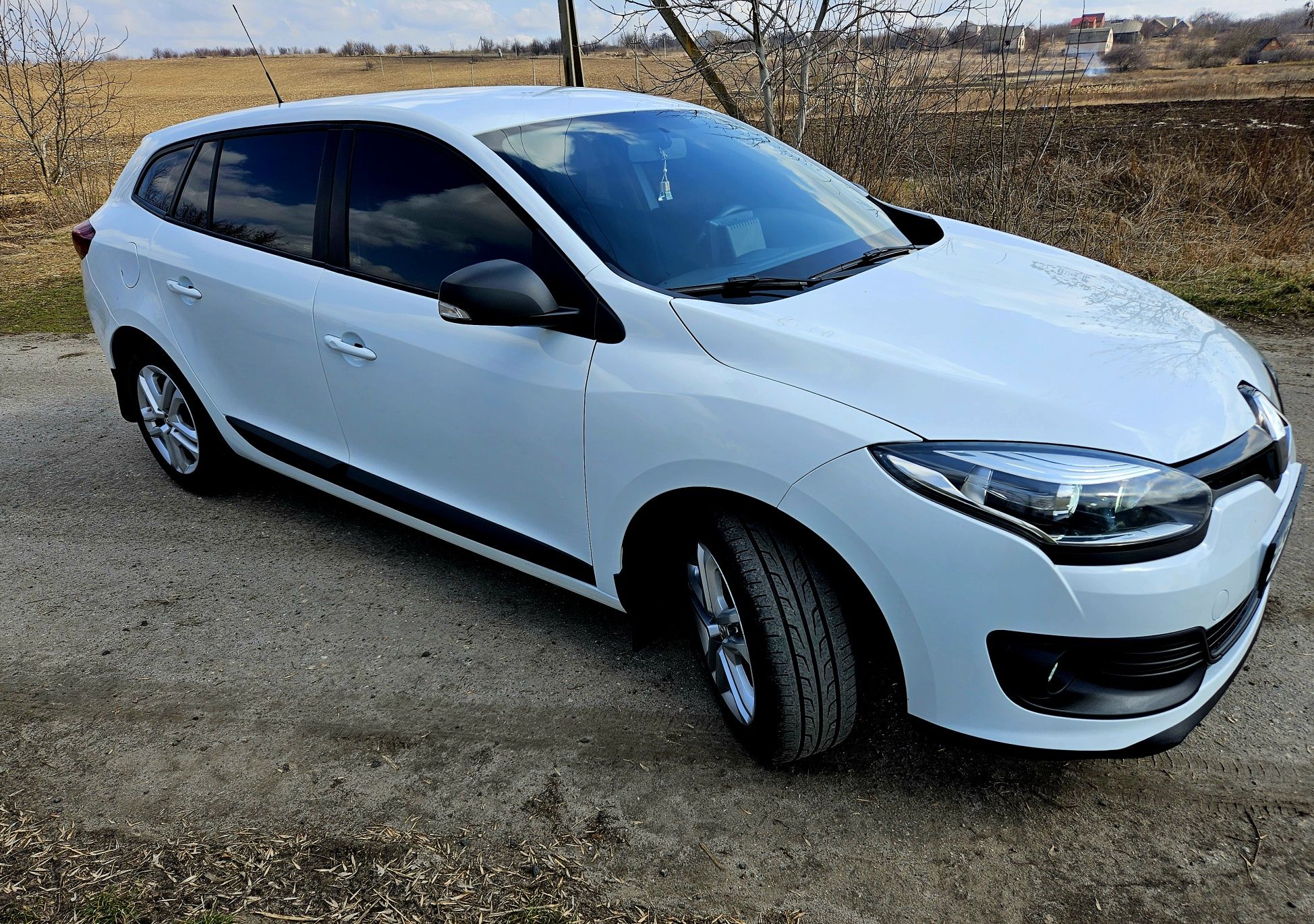 Renault Megane 2014 1.5 dci K9K