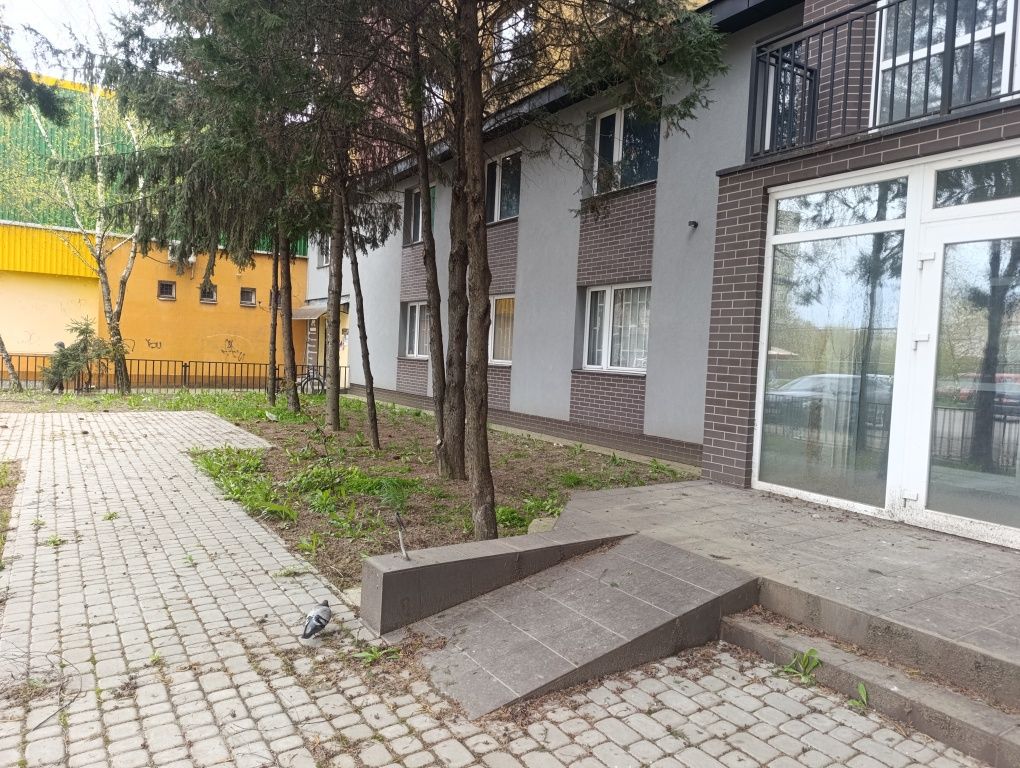 Приміщення 1000 квадратів