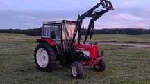 Case International 475 z turem Trima