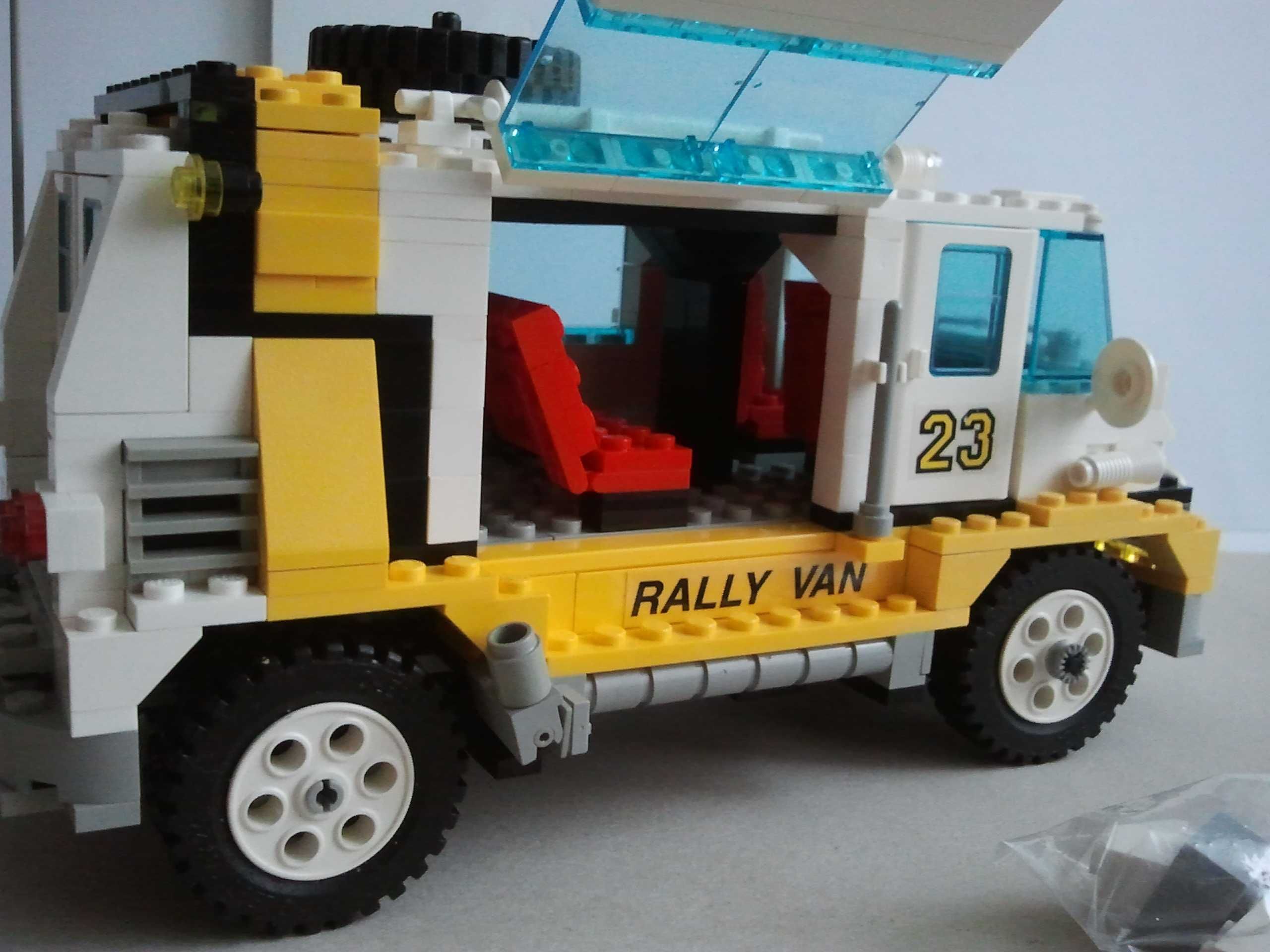 lego 5550- Custom Rally Van